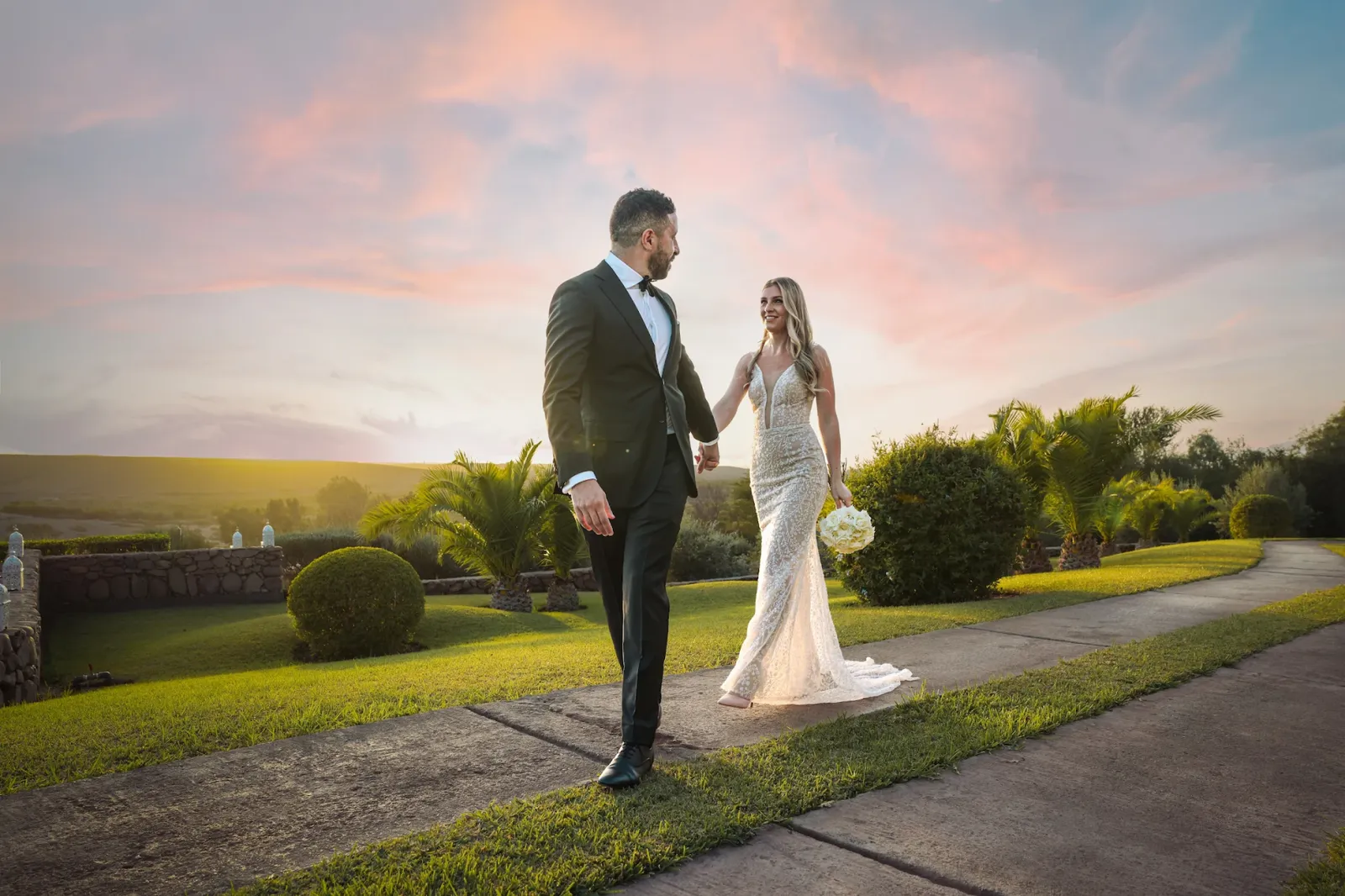 Beautiful golden light during sunset in Marrakech wedding season - photography marrakech